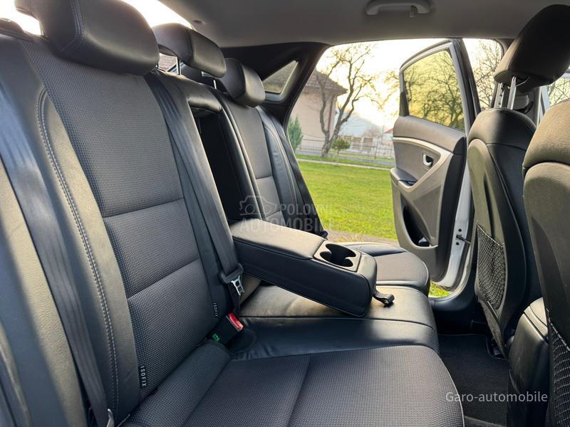 Hyundai i30 1.6CRDI CH NOV
