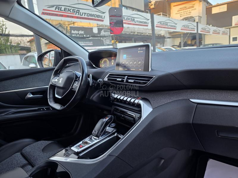 Peugeot 3008 1.2/AUT/ALLURE