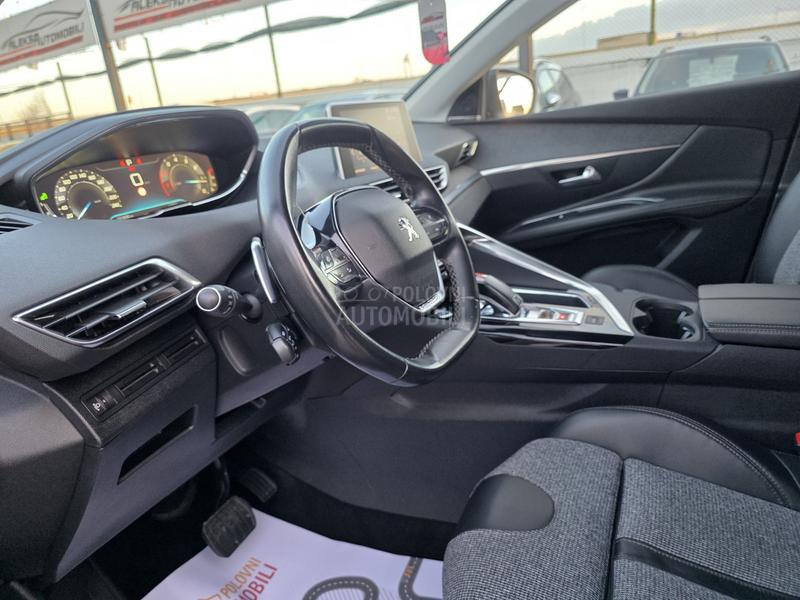 Peugeot 3008 1.2/AUT/ALLURE
