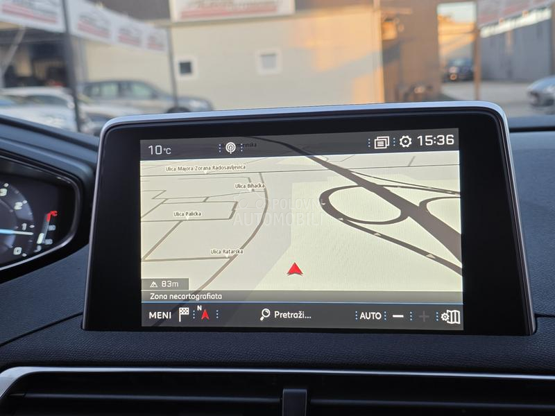 Peugeot 3008 1.2/AUT/ALLURE