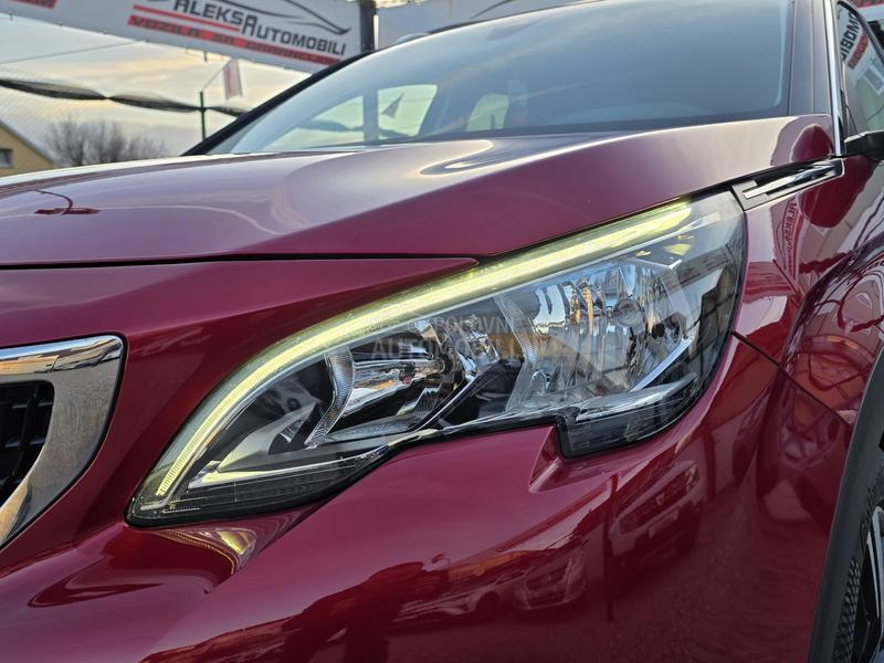 Peugeot 3008 1.2/AUT/ALLURE