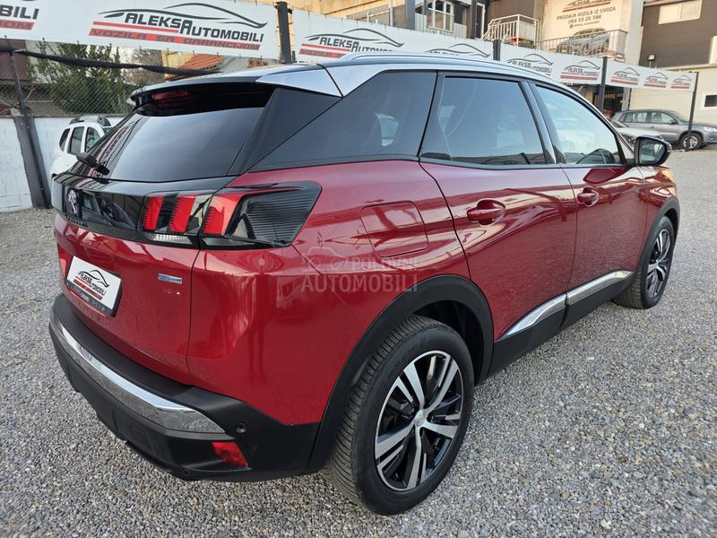 Peugeot 3008 1.2/AUT/ALLURE