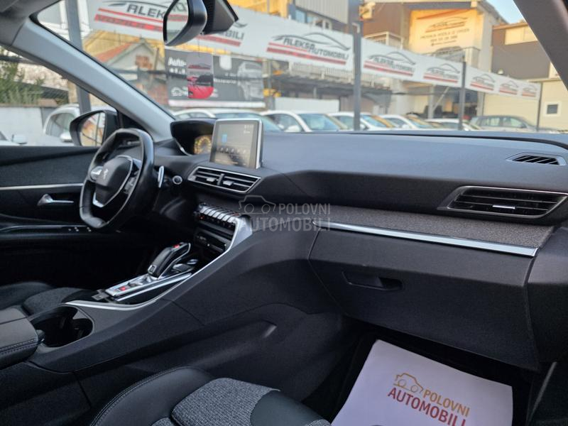 Peugeot 3008 1.2/AUT/ALLURE