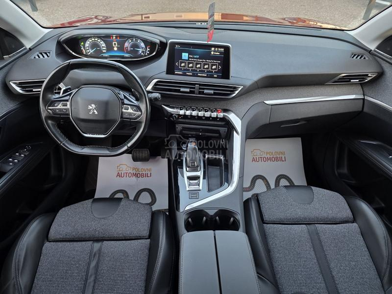 Peugeot 3008 1.2/AUT/ALLURE
