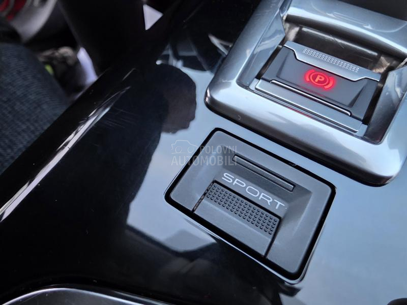 Peugeot 3008 1.2/AUT/ALLURE