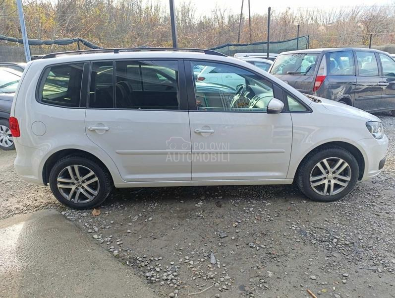 Volkswagen Touran 1.4tsi CNG