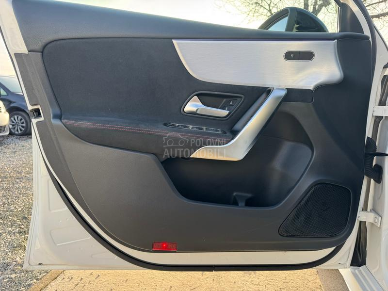 Mercedes Benz A 220 4 MATIC