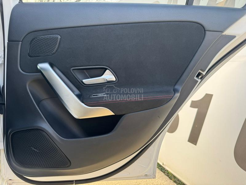 Mercedes Benz A 220 4 MATIC
