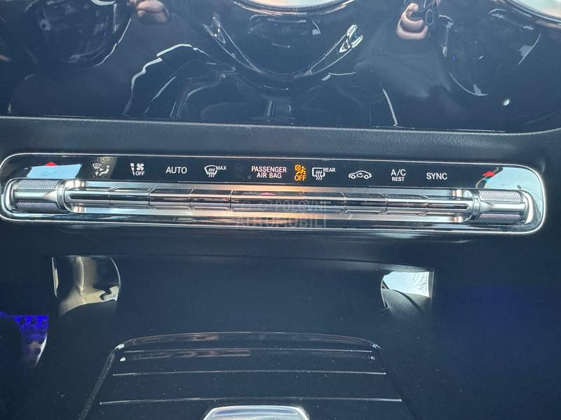 Mercedes Benz A 220 4 MATIC