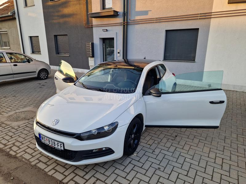 Volkswagen Scirocco 1.4i