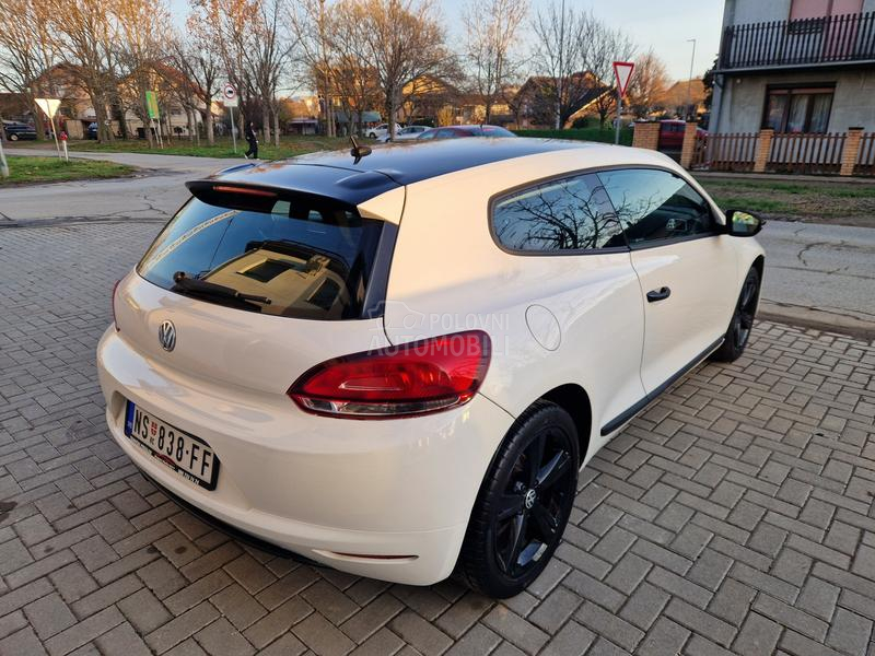 Volkswagen Scirocco 1.4i