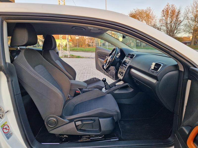 Volkswagen Scirocco 1.4i
