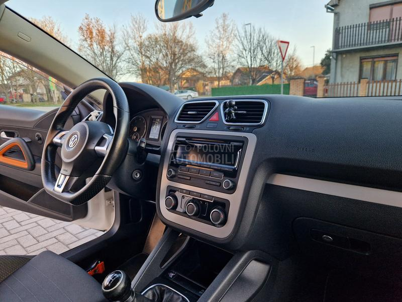 Volkswagen Scirocco 1.4i