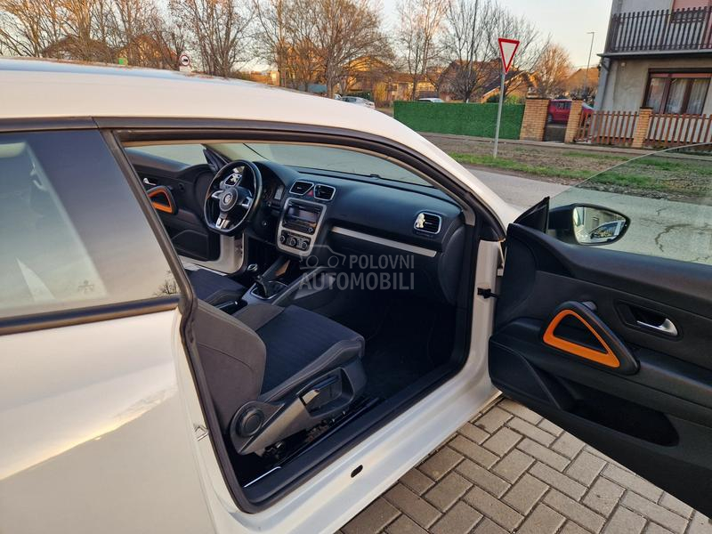 Volkswagen Scirocco 1.4i