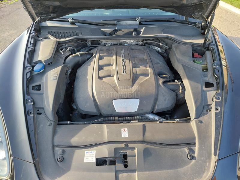 Porsche Cayenne 3.0TDI SERWISIRAN