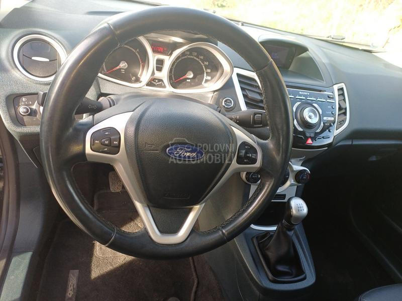 Ford Fiesta 1.6tdci titanium
