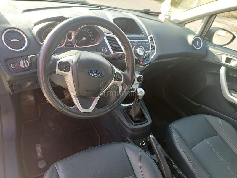 Ford Fiesta 1.6tdci titanium