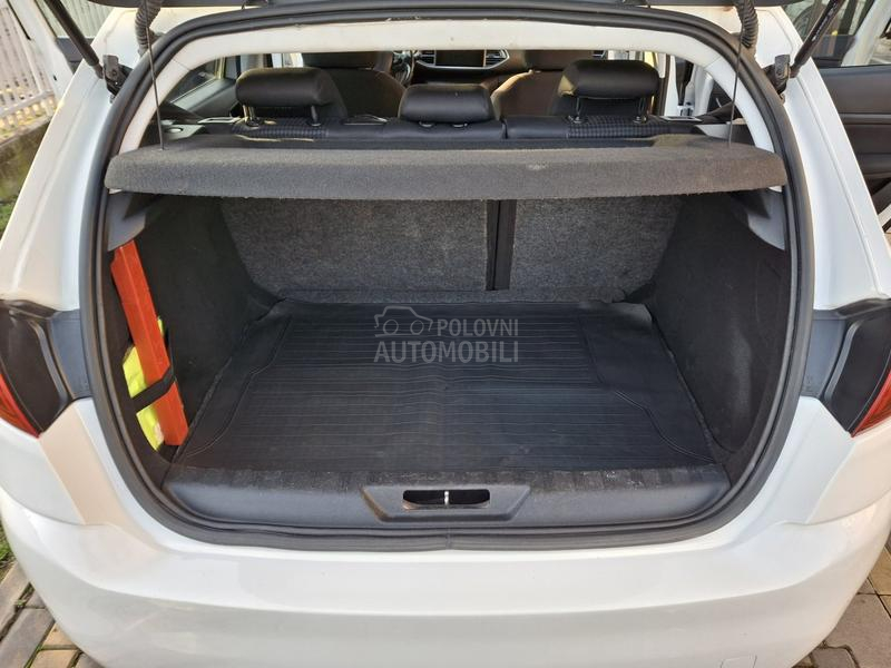 Peugeot 308 rest t o p