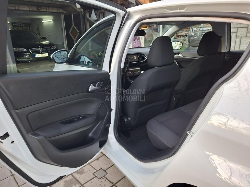 Peugeot 308 rest t o p