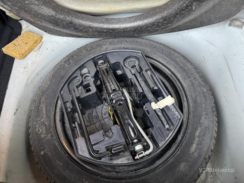 Citroen C3 1.2e-VTi 82 Matik