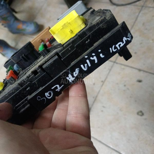 BSM - L11 - osiguracka kutija