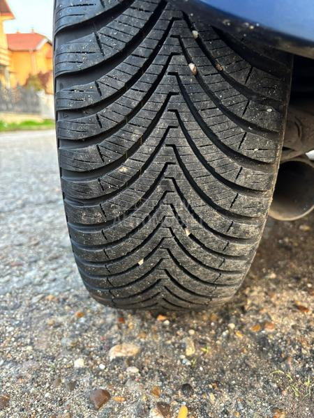 Smart ForTwo 127.000- 0,7 ben zin