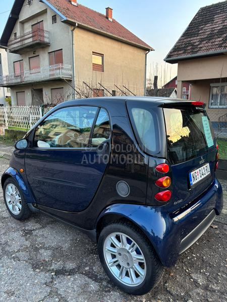 Smart ForTwo 127.000- 0,7 ben zin