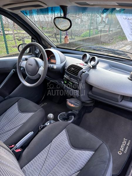 Smart ForTwo 127.000- 0,7 ben zin