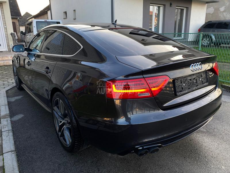 Audi A5 2.0 TDI/S-line/NAV