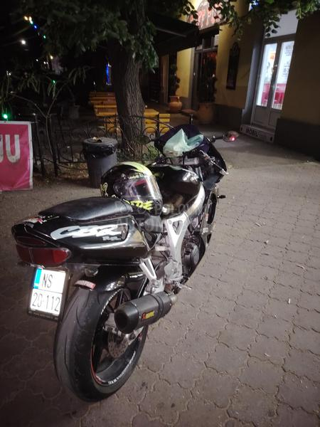 Honda CBR 919 RR
