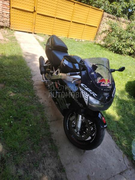Honda CBR 919 RR