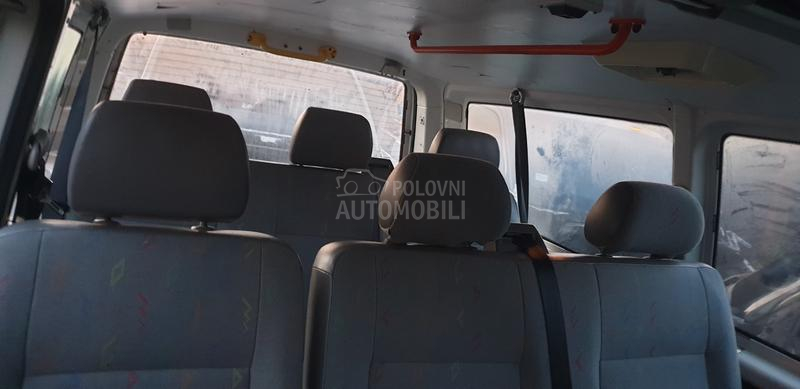 Volkswagen Transporter T5 20tdi