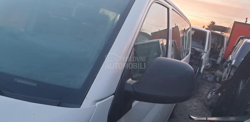 Volkswagen Transporter T5 20tdi