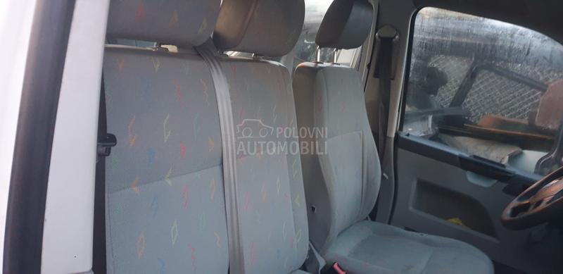 Volkswagen Transporter T5 20tdi