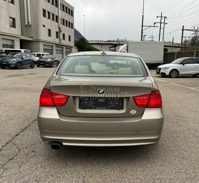 BMW 320 i/Navy/Xenon/Ful l