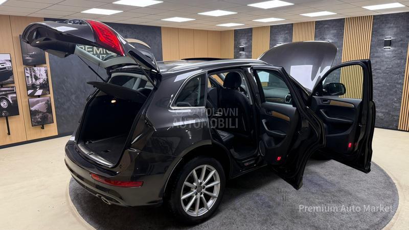 Audi Q5 //3.0 TDI/S LINE/NOV