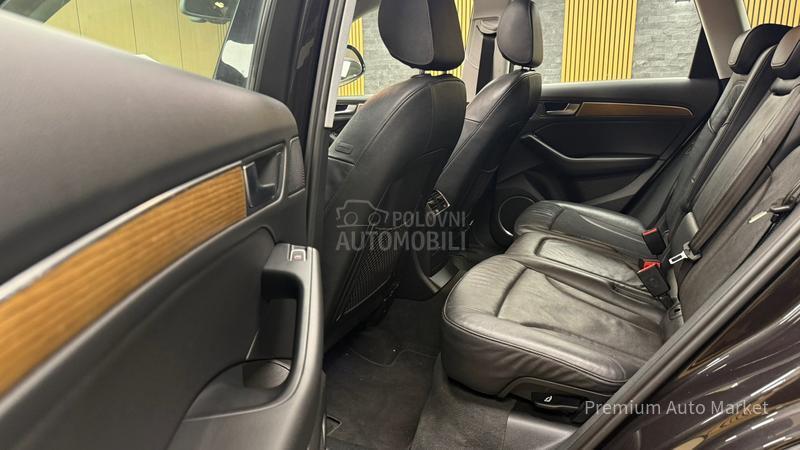 Audi Q5 //3.0 TDI/S LINE/NOV