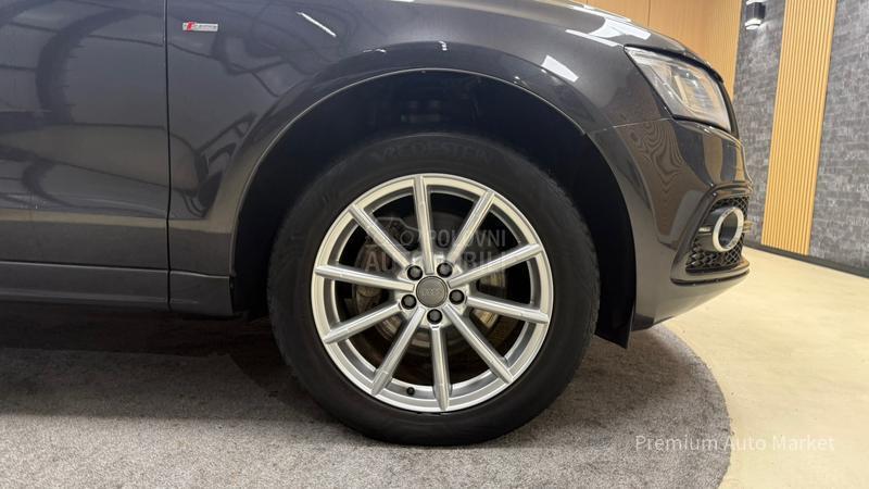 Audi Q5 //3.0 TDI/S LINE/NOV