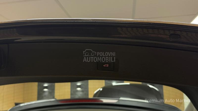 Audi Q5 //3.0 TDI/S LINE/NOV