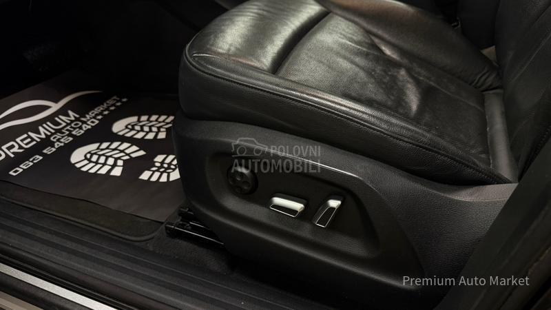 Audi Q5 //3.0 TDI/S LINE/NOV