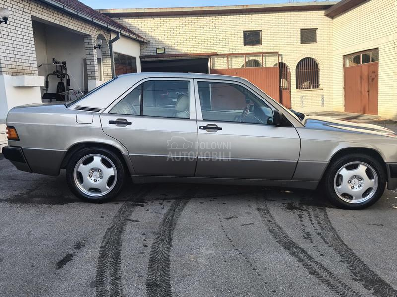 Mercedes Benz 190 