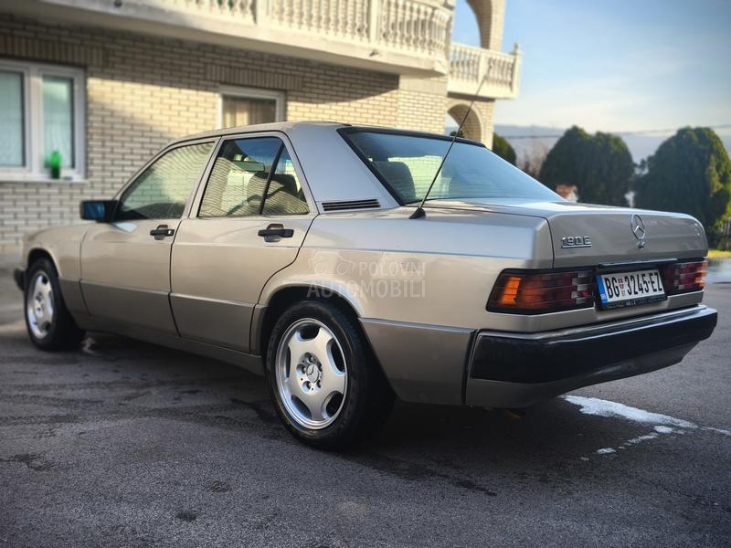 Mercedes Benz 190 
