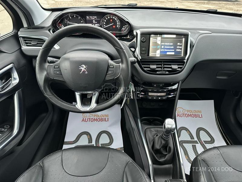 Peugeot 2008 1.6e-HDI FELINE N0V