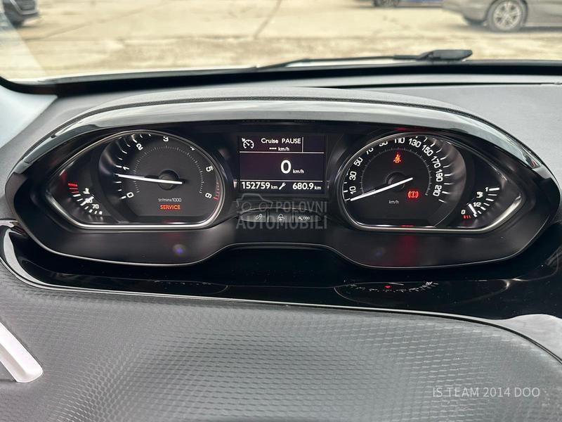 Peugeot 2008 1.6e-HDI FELINE N0V