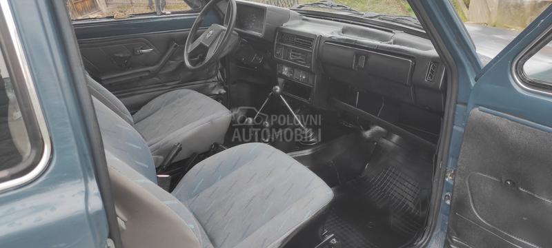 Lada Niva 