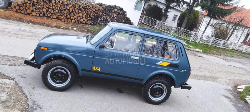 Lada Niva 