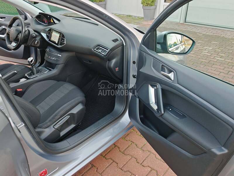 Peugeot 308 1.6 Blue hdi/Allure