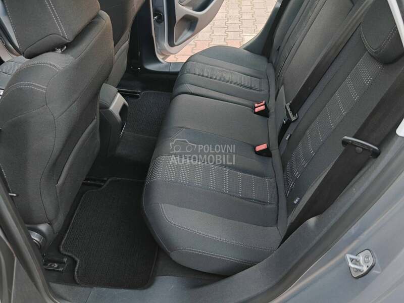 Peugeot 308 1.6 Blue hdi/Allure