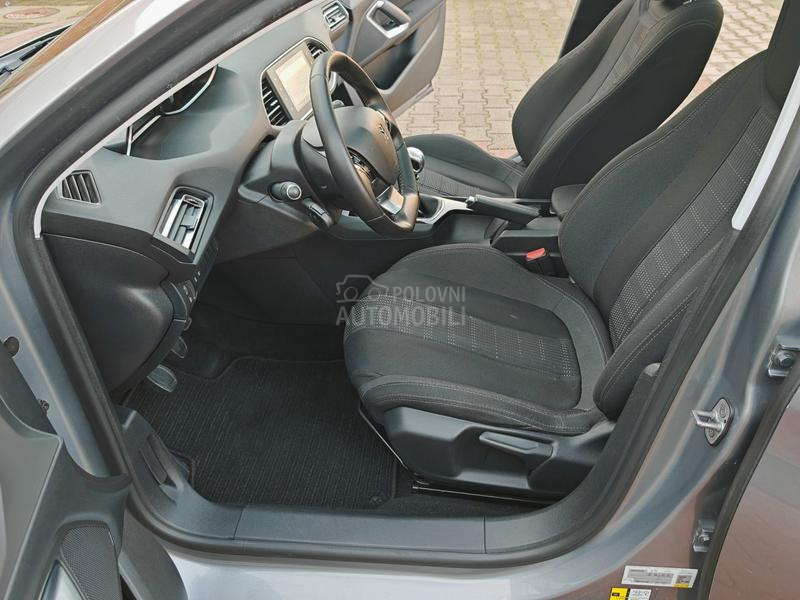 Peugeot 308 1.6 Blue hdi/Allure