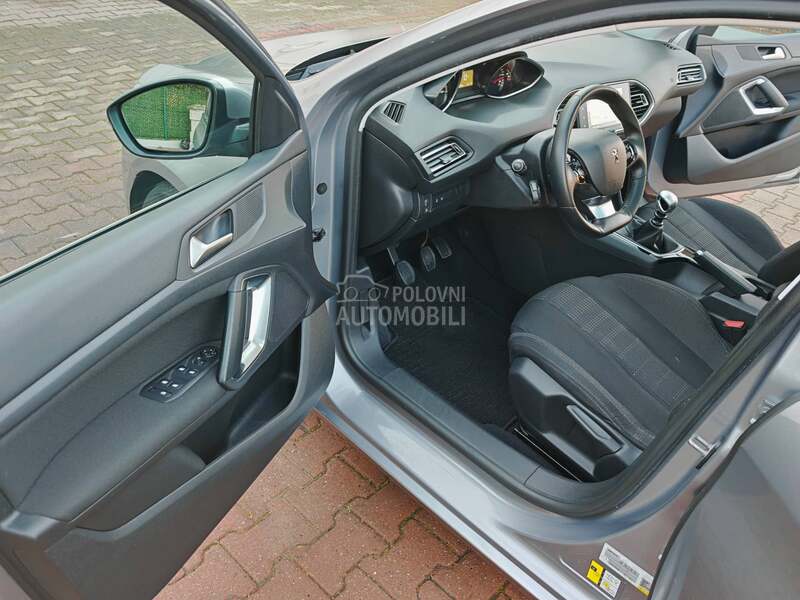 Peugeot 308 1.6 Blue hdi/Allure